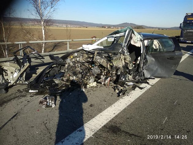 Pi nehod na dálnici D5 u Rokycan se ván zranil idi osobního vozidla,...