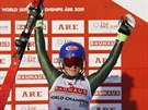 Amerianka Mikaela Shiffrinová slaví vítzství ve slalomu na mistrovství svta...