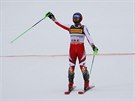 Rakuan Marcel Hirscher oslavuje svj triumf ve slalomu bhem mistrovství svta...