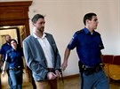 Josef Kopriva je obviněný, že se pokusil zabít Františka Divokého tím, že jej...