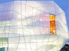Finalista soute Mies van der Rohe Award: kongresové centrum ve tvaru obího...