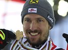 Rakouský lya Marcel Hirscher se svou sedmou zlatou medailí z MS, z toho tetí...