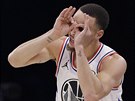 Stephen Curry slaví bhem Utkání hvzd NBA trojku.