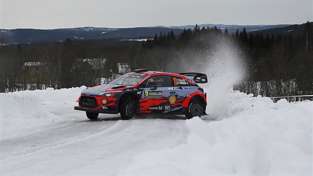 Thierry Neuville bhem vdsk rallye.