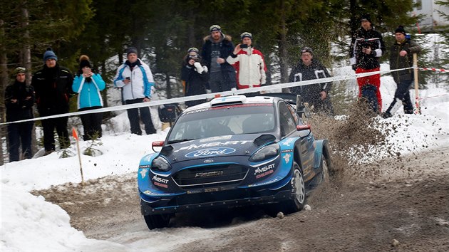 Teemu Suninen v prvn etap vdsk rallye.