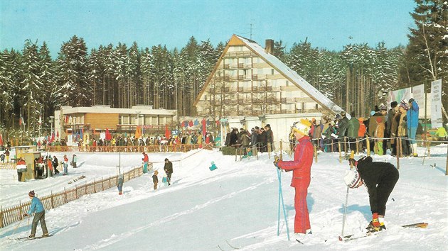Hotel Ski je dominantou zkout u lyaskch trat v Novm Mst na Morav u od zatku 70. let.