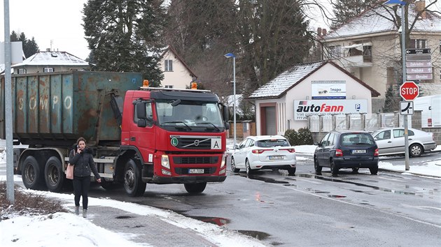 Kraj Vysoina a msto Humpolec se dohodly na spolen investici a do konce roku m na nebezpen kiovatce vzniknout kruhov objezd.