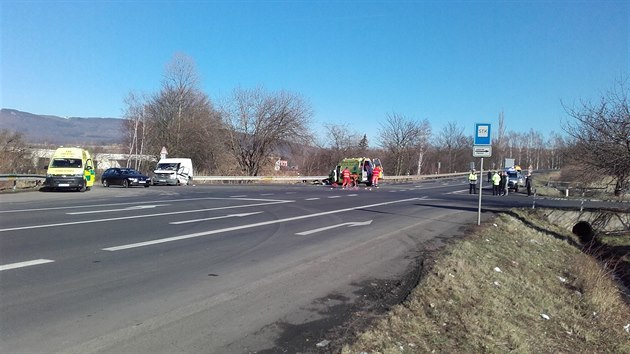 V steckch Veboicch se stetla sanitka s dodvkou. (15. nora 2019)