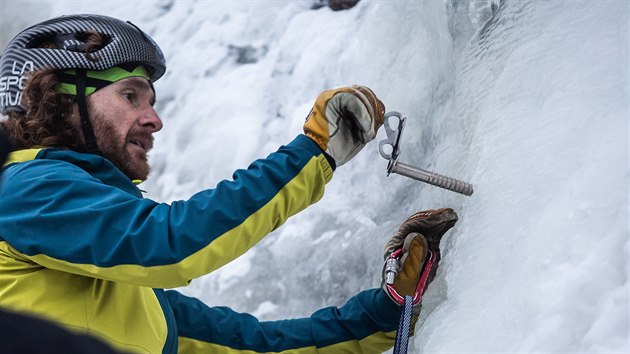 Horolezci na 30metrovém krkonošském ledopádu v Labském dole (8. 2. 2019)