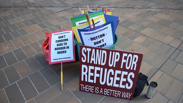Protesty proti zachzen s migranty v Sydney z roku 2016