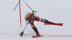 Rakuan Marcel Hirscher se natahuje do cíle slalomu bhem mistrovství svta v...