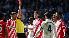 Kapitán Realu Madrid Sergio Ramos vidí v záv�ru nepovedeného utkání proti...