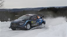 Elfyn Evans pi védské rallye.