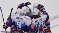 Hokejisté Komety Brno se radují z branky