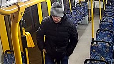 Zlodje z ostravské tramvaje zachytily kamery.