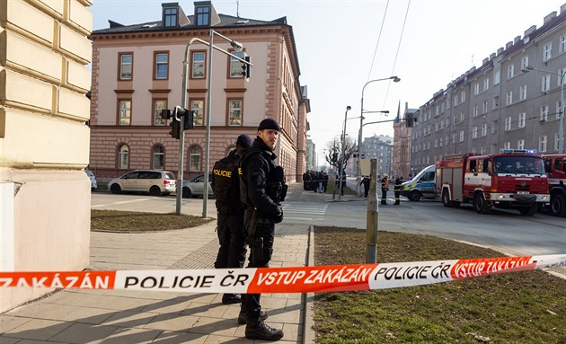 Policie evakuovala ve tvrtek dopoledne budovu Vrchního soudu v Olomouci,...