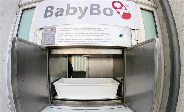 V přerovské nemocnici začne sloužit nový modernizovaný babybox.