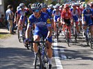 eský cyklista ve slubách stáje Deceuninck-Quick Step Zdenk tybar (v...