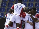 Fotbalisté Slavie se radují ze vsteleného gólu v odvetném utkání úvodního kola...