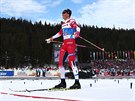 Norský bec na lyích Johannes Hösflot Klaebo v cíli sprintu dvojic na MS v...