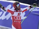 Rakouský lya Marcel Hirscher se raduje v cíli obího slalomu v Bansku