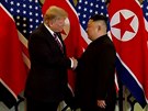 Donald Trump se podruhé seel s Kimem ong-unem
