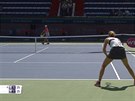 Kvitová je v Dubaji ve tvrtfinále, Bradyovou udolala ve tech setech