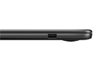 Pravý bok Huawei MateBook D má jen jednu zdíku.
