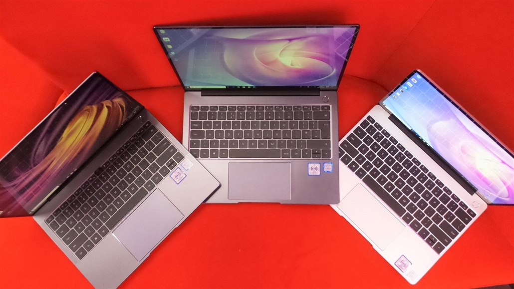 Huawei má problémy i v počítačích. Omezuje výrobu a ruší nový notebook