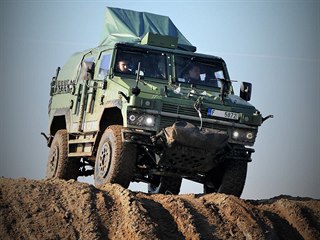 vozidlo Perun 4x4