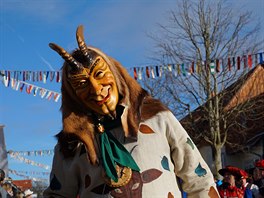 Karnevaly se ve výcarsku podle oblasti nazývají také fasching nebo Fastnacht....