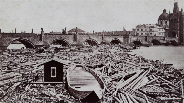 V roce 1890 Karlv most neniily tk kry jako pi povodni v roce 1784. Trestaly ho pedevm  kldy z utrench vor.