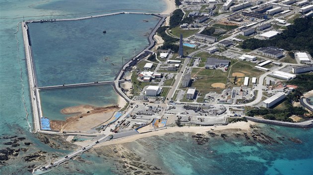 Ztoka Henoko na japonskm ostrov Okinawa se pipravuje jako nov umstn pro americkou zkladnu Futenma (23.2.2019)