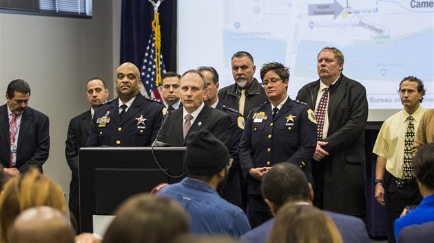 Chicagsk policie na tiskov konferenci o ppadu dajnho napaden herce Jussieho Smolletta (21. nora 2019)