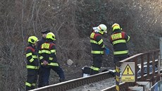 Vlak v Praze srazil lovka