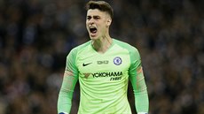 Stráce branky Chelsea Kepa Arrizabalaga se raduje po úspném zákroku v...