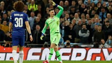 Strá�ce branky Chelsea Kepa Arrizabalaga odmítá vyst�ídat ve finále Ligového...