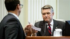 Republikánský poslanec Mark Harris ze Severní Karolíny.