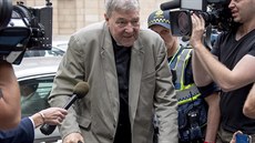 Kardinál George Pell stanul ped australským soudem v Melbourne. (26. února...