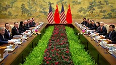 Jednání p�edstavitel� USA a �íny v Pekingu