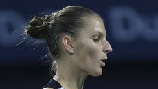 PRASKÉ TRABLE. Na turnaji WTA ve Stromovce tenistka Karolína Plíková (na snímku) v roce 2017 vypadla v prvním kole. Do dalích dvou roník nezasáhla, pokadé se coby nasazená jednika odhlásila. 