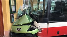 Nehoda autobusu v praském Braníku. (22. 2. 2019)