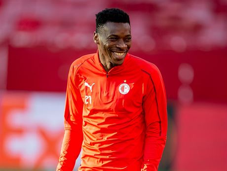 Ibrahim Traoré na tréninku Slavie v Seville