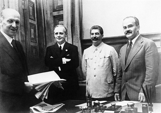 Jednání mezi Sovětským svazem a nacistickým Německem