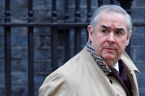 Britský vyjednáva o brexitu s EU Geoffrey Cox (26.2.2019)