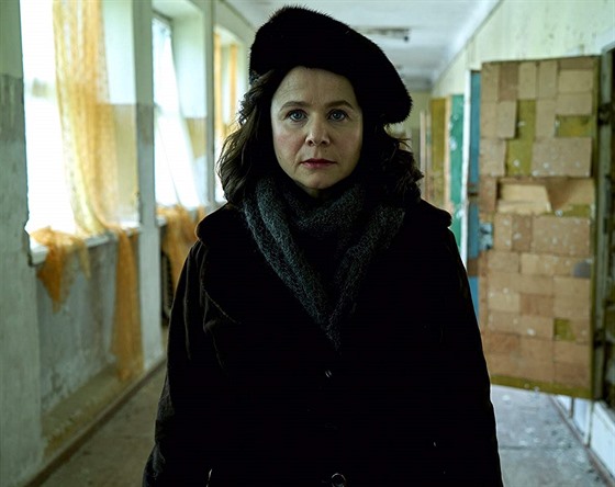 Emily Watsonová v seriálu Černobyl