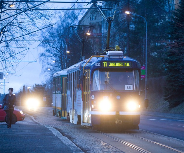 Tramvaj mezi Libercem a Jabloncem nad Nisou