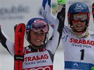 Slovenská lyaka Petra Vlhová (vpravo) dojela ve slalomu ve pindlerov Mlýn...
