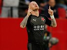 Slávista Miroslav Stoch oslavuje gól v osmifinále Evropské ligy v Seville.