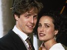 Hugh Grant a Andie MacDowellová ve filmu Čtyři svatby a jeden pohřeb (1994)